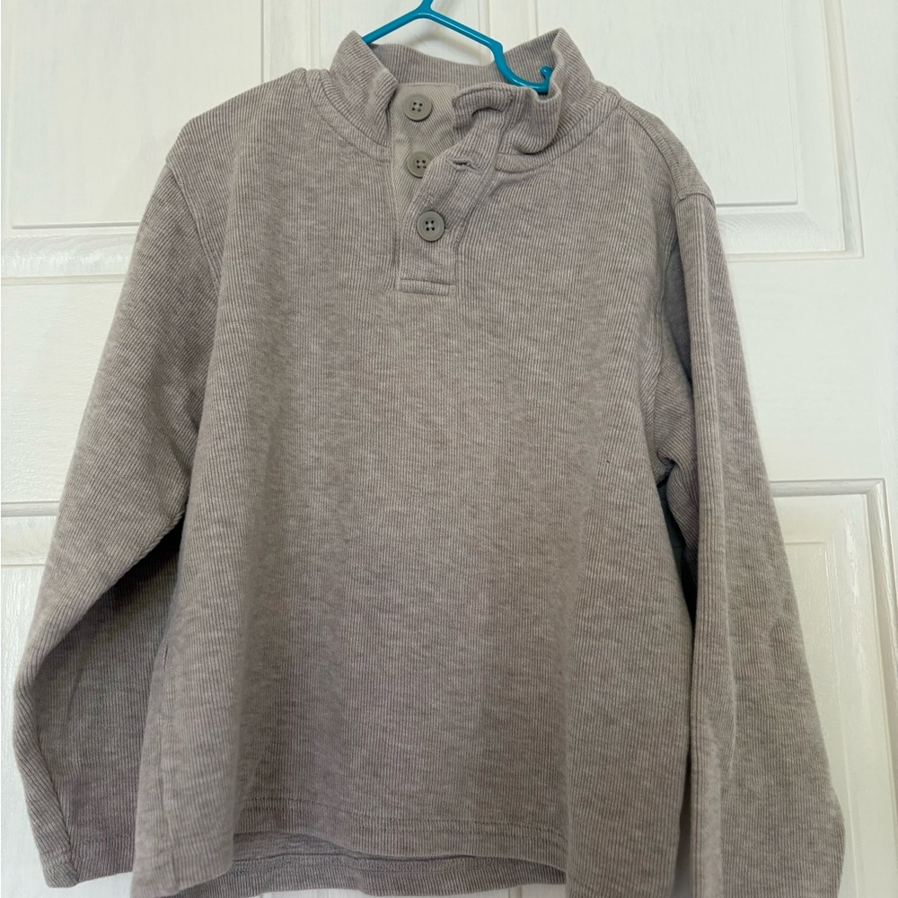 GapKids Boys 100 percent cotton thick Henley long sleeved top size 6-7
